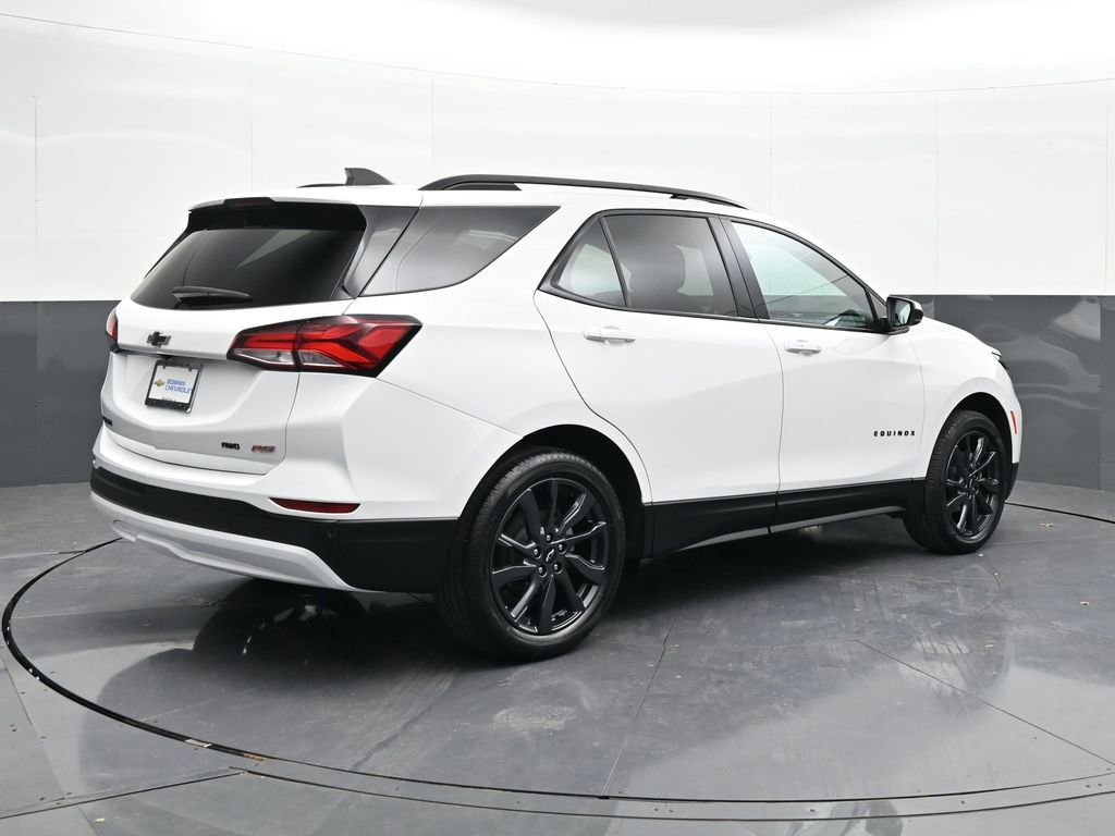Certified 2024 Chevrolet Equinox RS AWD/4WD image 5
