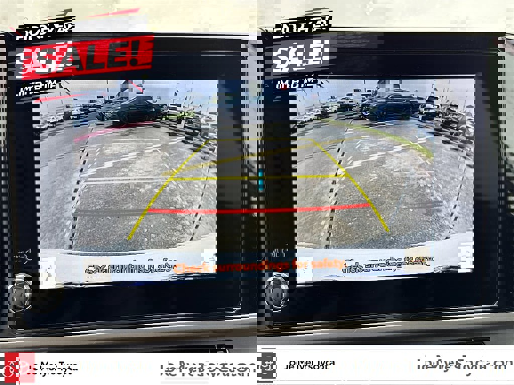 Used 2025 Toyota Camry SE image 18