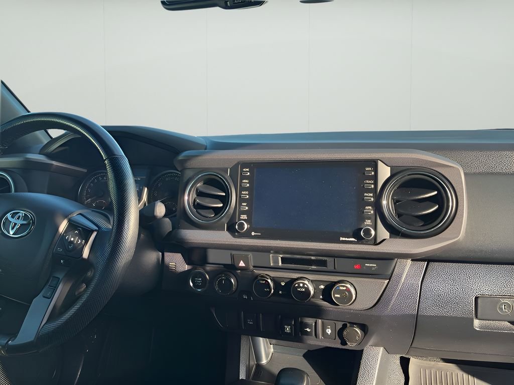 Used 2023 Toyota Tacoma TRD Off-Road image 17