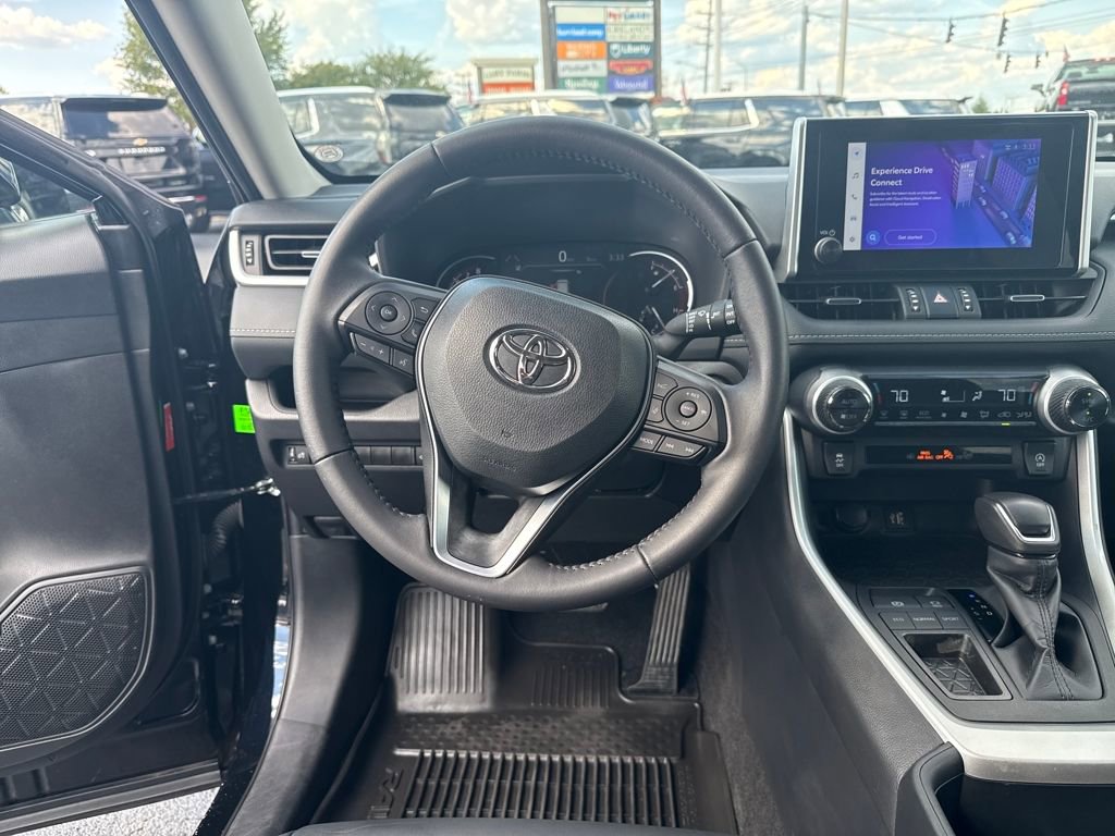 Used 2024 Toyota RAV4 XLE Premium image 17