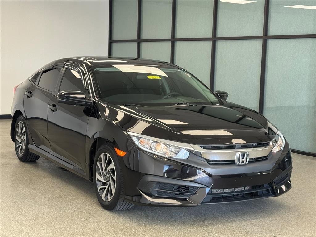 Used 2018 Honda Civic EX image 4