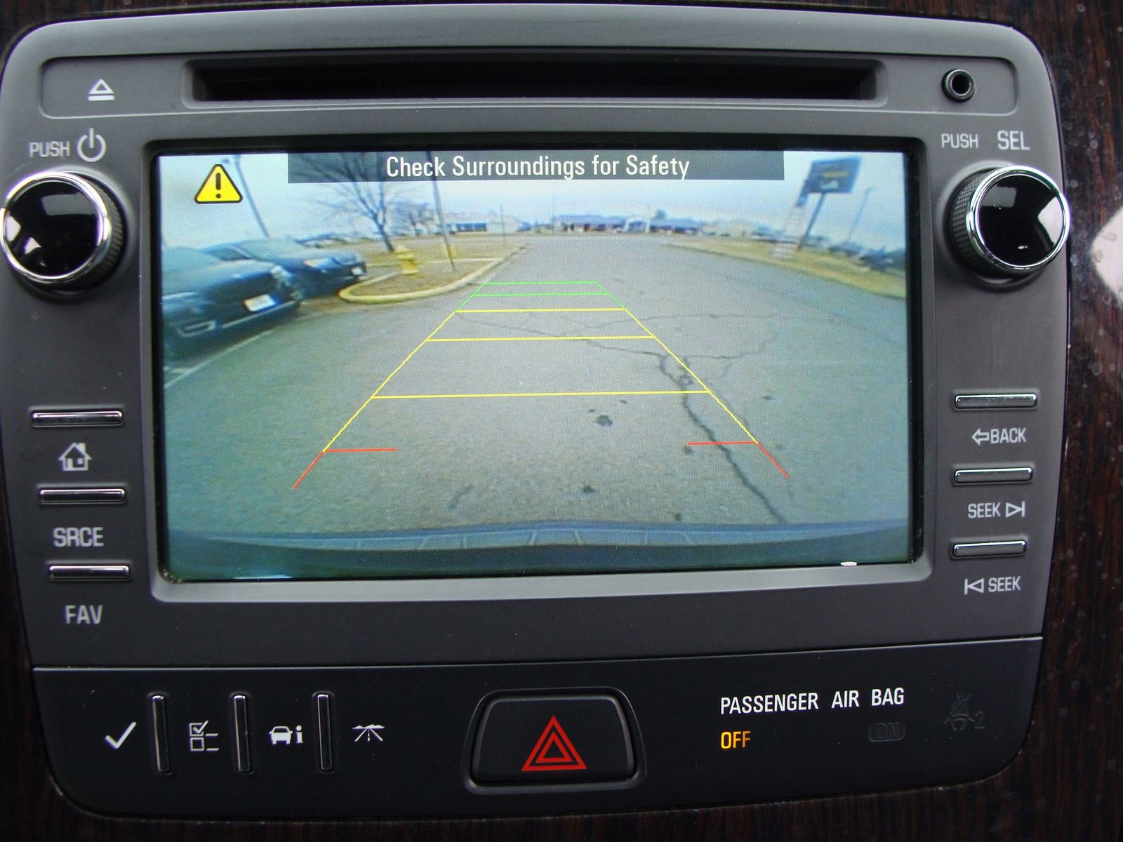 Used 2017 Chevrolet Traverse LT w/ Style and Technology Package image 22