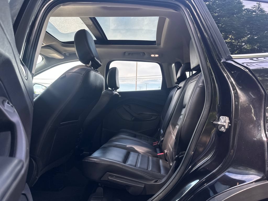 Used 2019 Ford Escape SEL AWD/4WD image 18