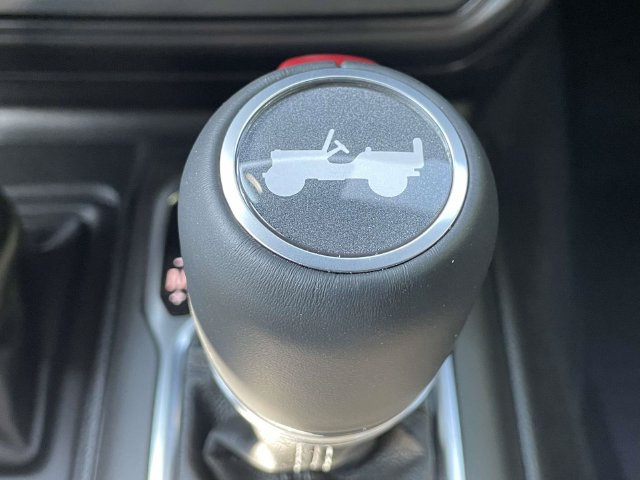 New 2027 Jeep Wrangler Unlimited Sahara AWD/4WD image 32