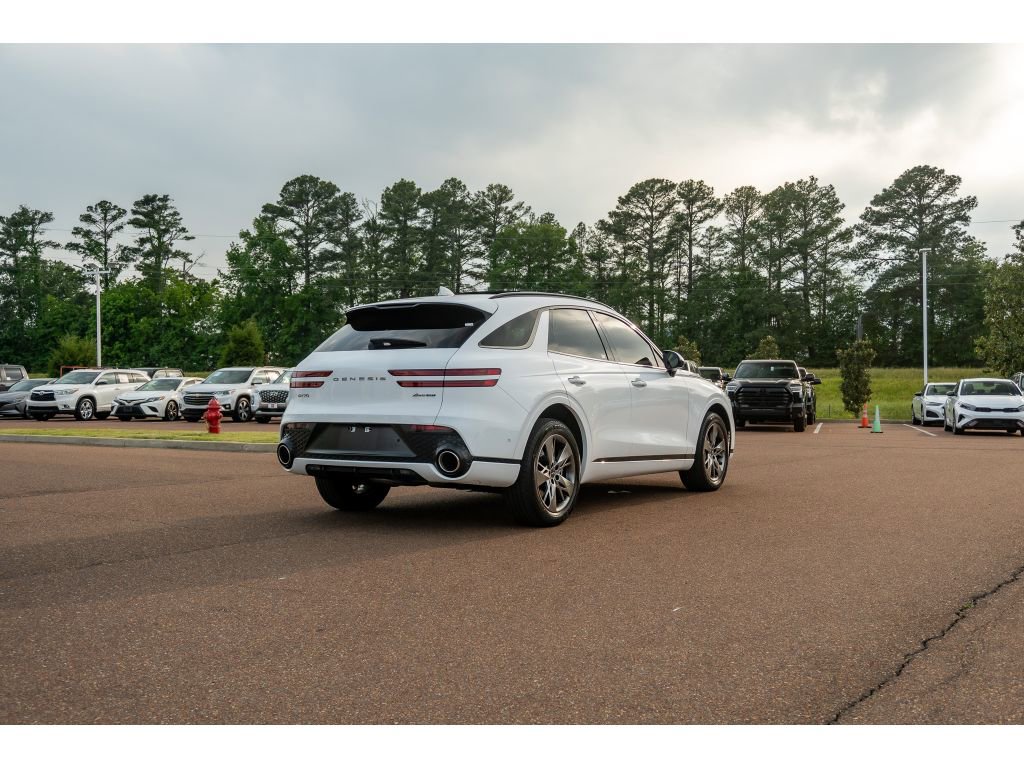 Used 2022 Genesis GV70 3.5T Sport w/ Sport Advanced Package AWD/4WD image 5