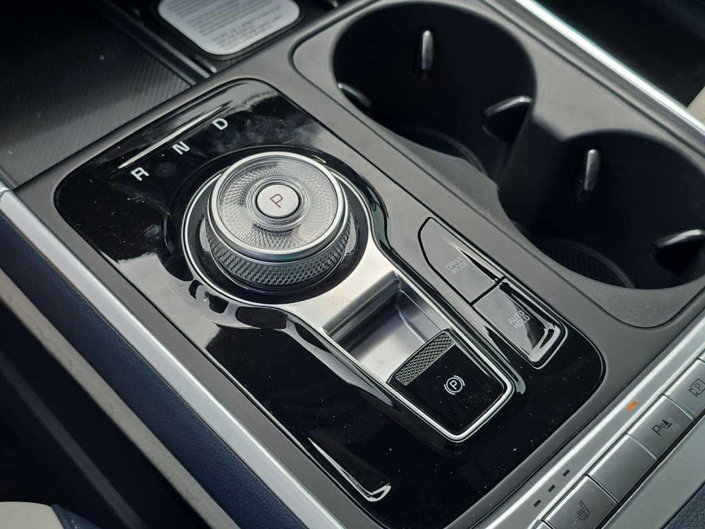 New 2026 Kia Carnival EX FWD image 28