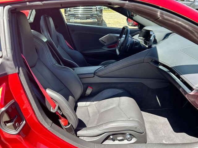 Used 2022 Chevrolet Corvette Stingray Preferred Conv w/ 2LT RWD image 25
