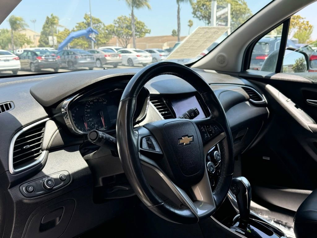 Used 2020 Chevrolet Trax Premier AWD/4WD image 11
