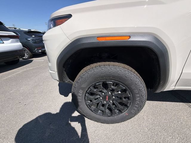 New 2026 GMC Canyon Elevation w/ Convenience Package AWD/4WD image 10