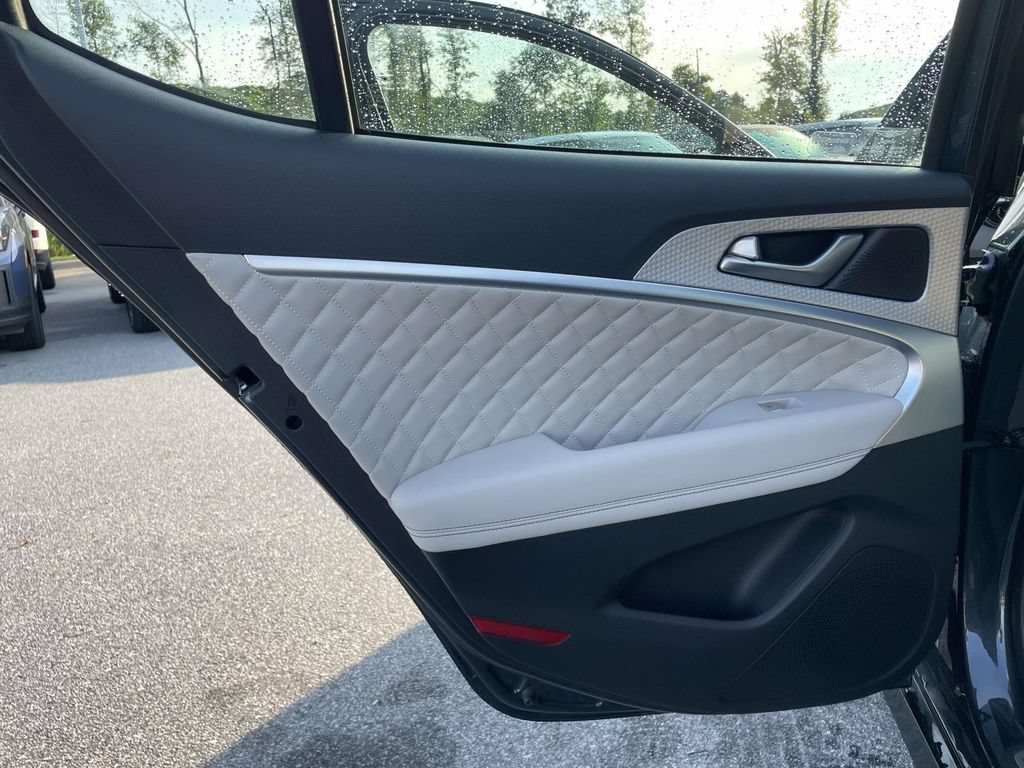 Used 2023 Genesis G70 3.3T w/ Sport Prestige Package AWD/4WD image 2