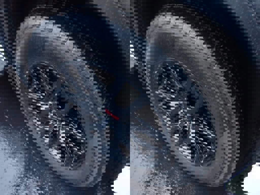 Used 2020 GMC Sierra 1500 Elevation w/ Elevation Value Package image 11