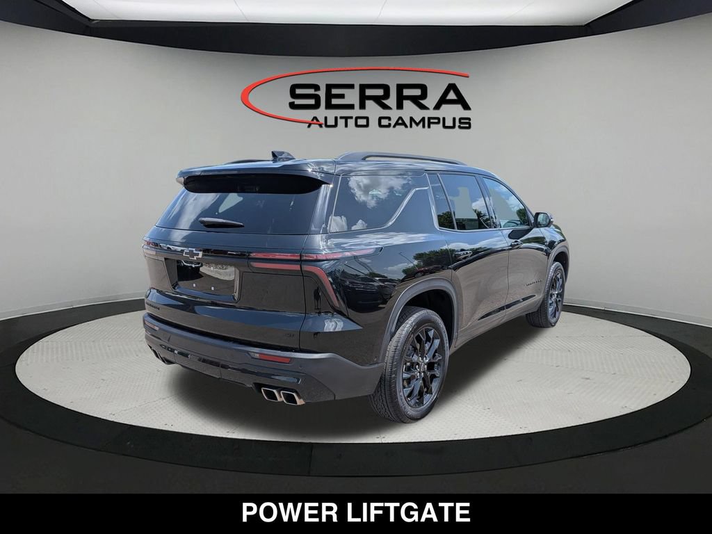 Used 2024 Chevrolet Traverse LT w/ Enhanced Driving Package FWD image 12