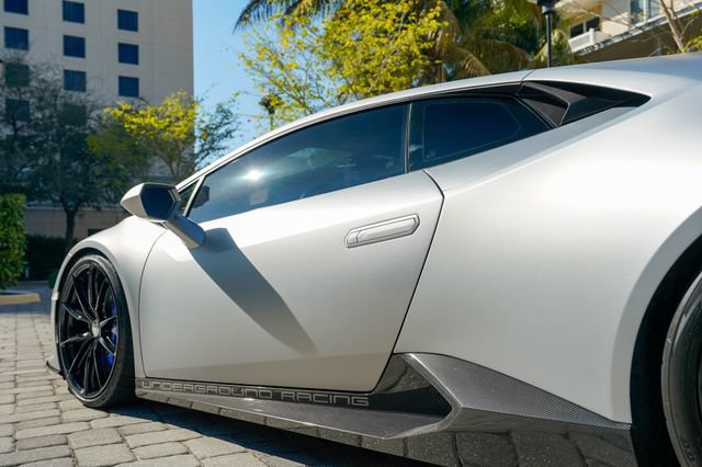 Used 2020 Lamborghini Huracan EVO AWD/4WD image 18