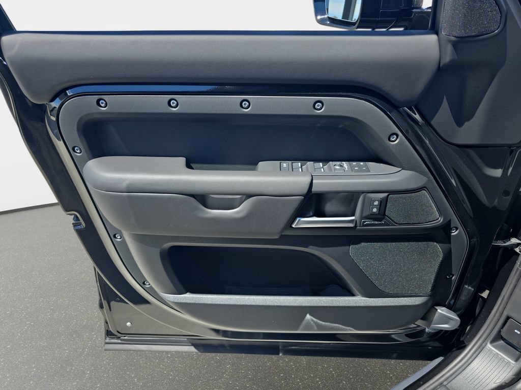 New 2026 Land Rover Defender 110 S AWD/4WD image 27