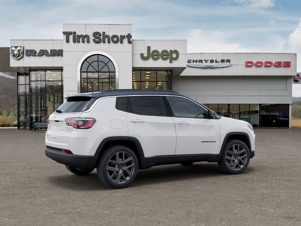 New 2026 Jeep Compass Limited w/ Sun, Sound & Navigation Group AWD/4WD image 4