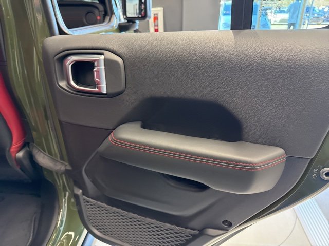 Used 2024 Jeep Wrangler Unlimited Rubicon 392 image 30