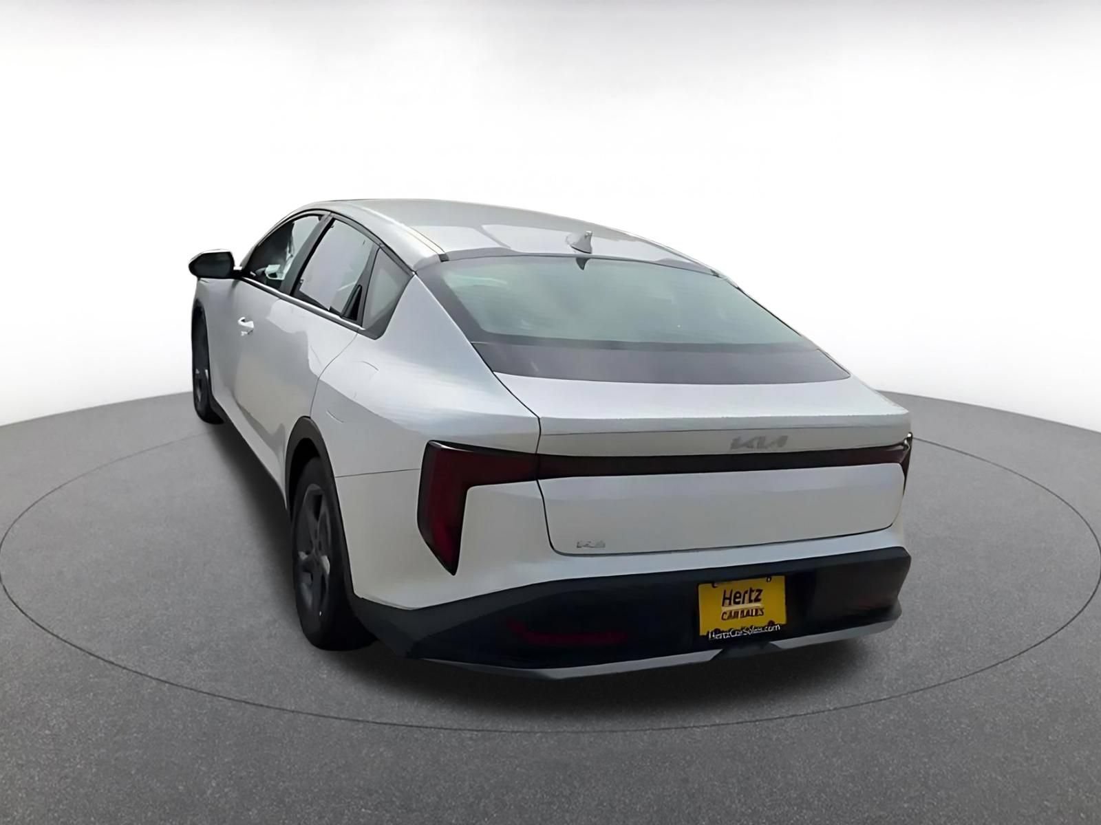 Used 2025 Kia K4 FWD image 12