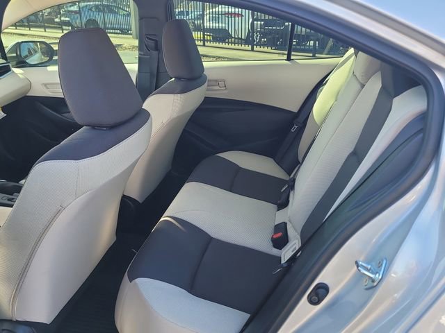 Used 2025 Toyota Corolla LE w/ Convenience Package image 13