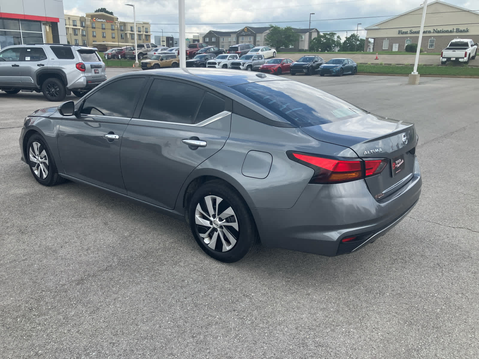 Used 2020 Nissan Altima 2.5 S FWD image 5