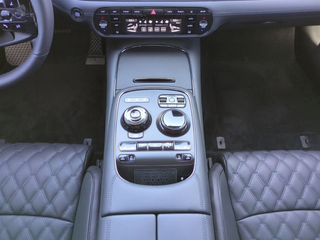 New 2026 Genesis G90 3.5T Prestige image 18