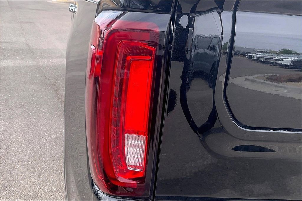 Used 2025 GMC Sierra 1500 SLT image 28