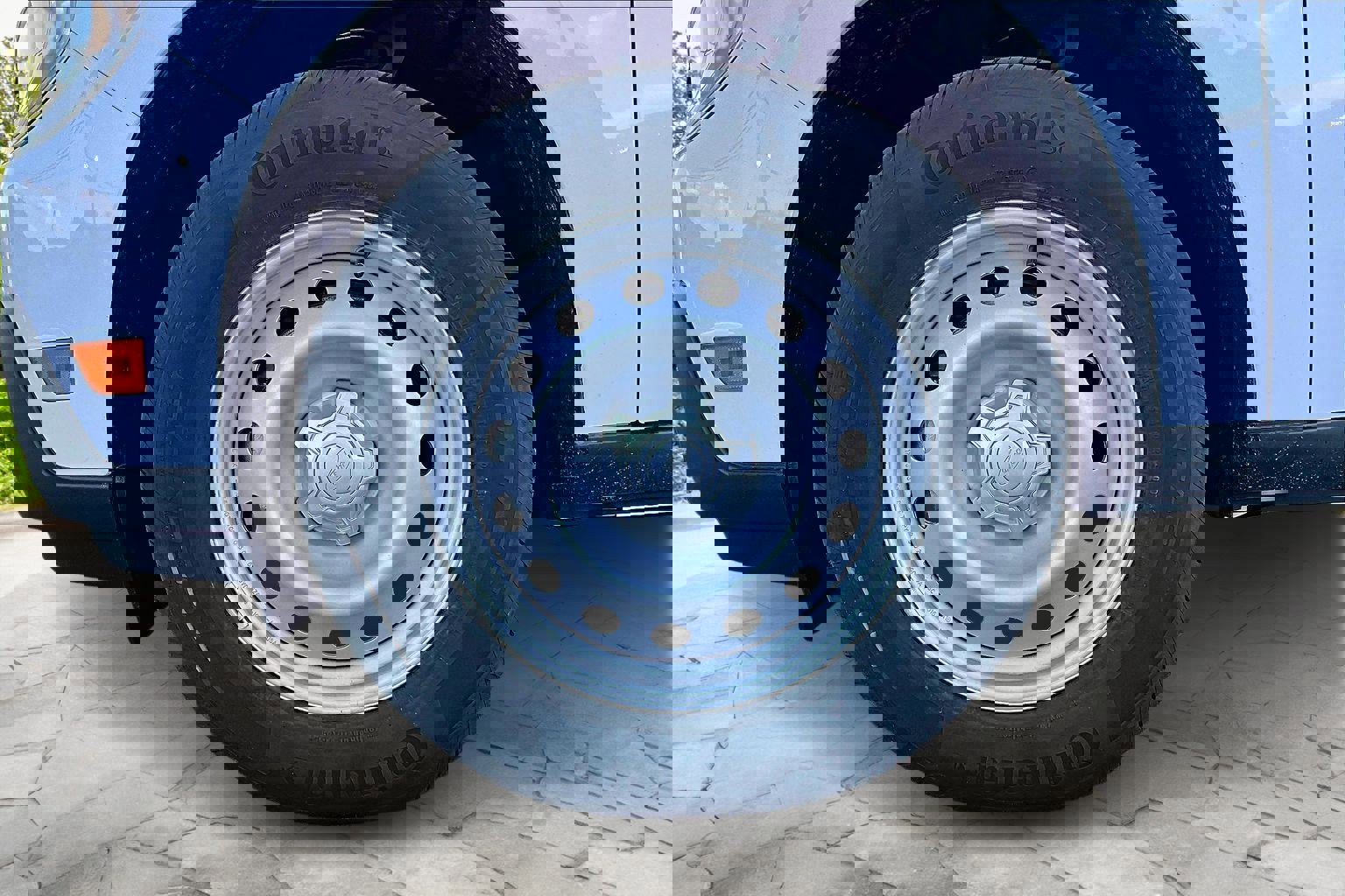 New 2025 Ford Maverick XL w/ Equipment Group 101A image 11