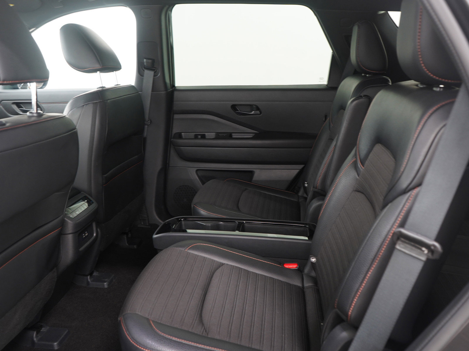 Used 2024 Nissan Pathfinder Rock Creek image 15