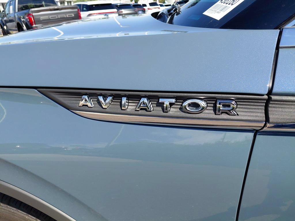 New 2026 Lincoln Aviator AWD image 27