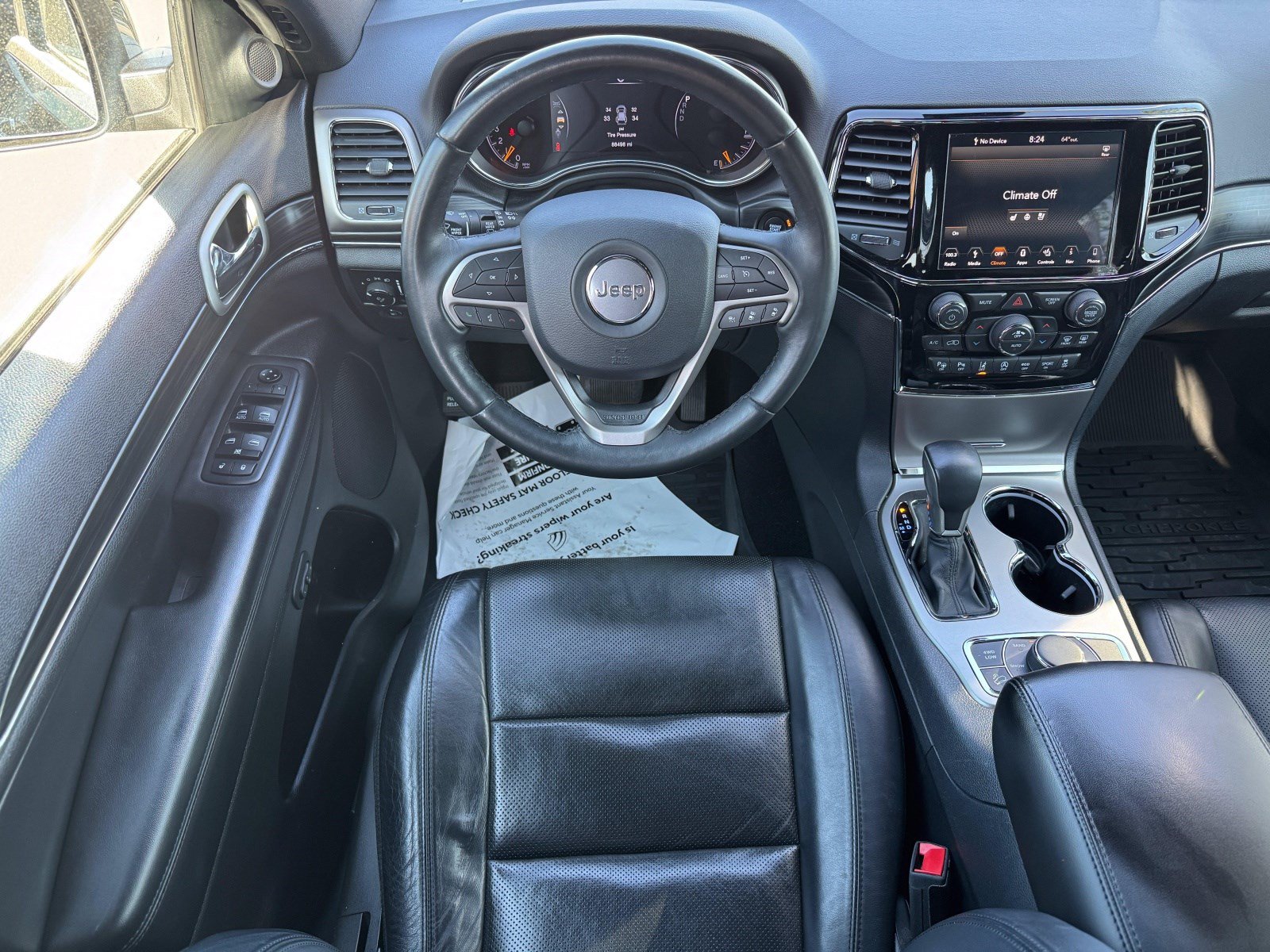 Used 2019 Jeep Grand Cherokee Limited w/ Luxury Group II AWD/4WD image 26