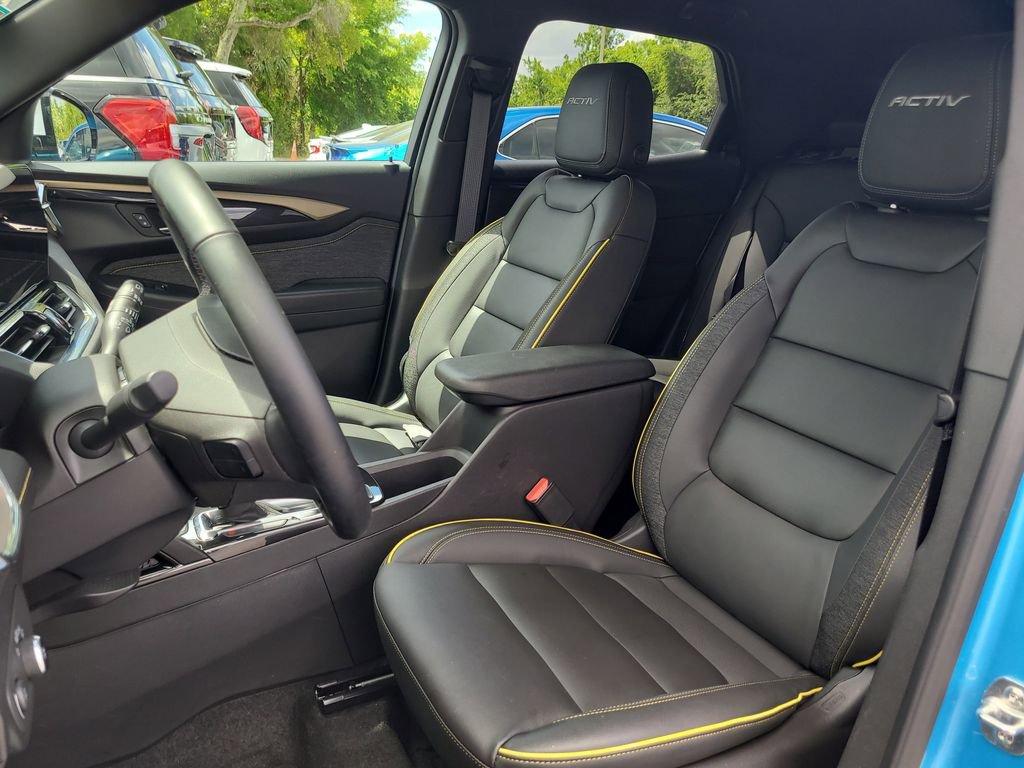 Used 2025 Chevrolet TrailBlazer ACTIV w/ Convenience Package FWD image 18