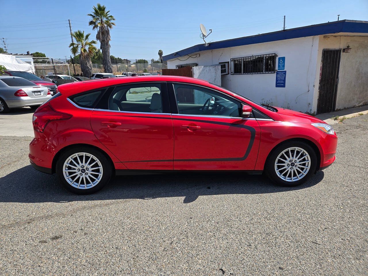 Used 2014 Ford Focus Electric Hatchback FWD image 19