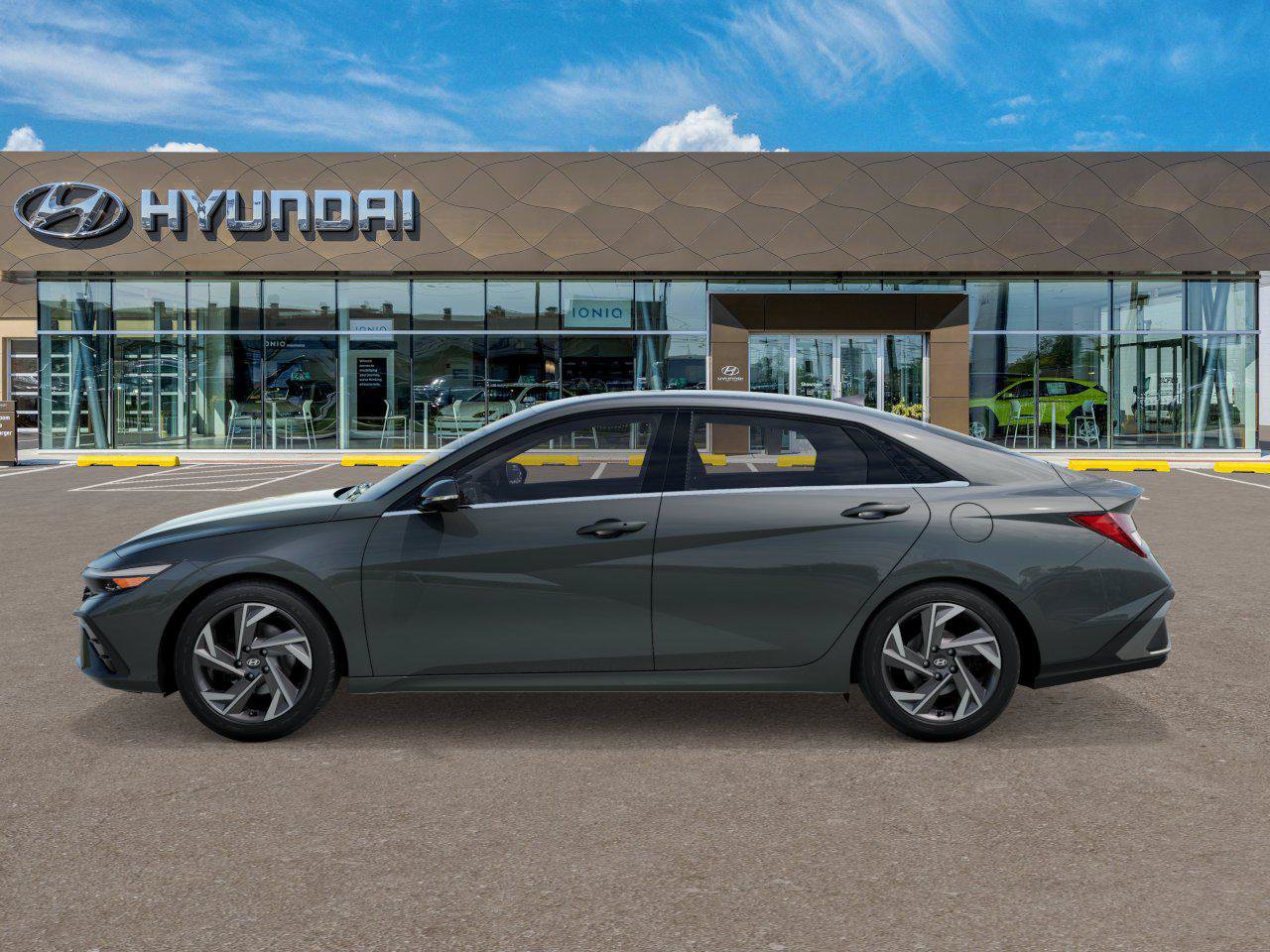New 2025 Hyundai Elantra Limited FWD image 3