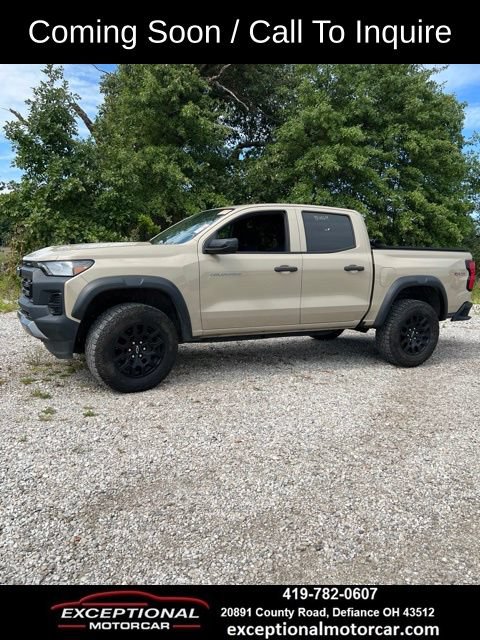 Used 2023 Chevrolet Colorado Trail Boss w/ Technology Package AWD/4WD image 1