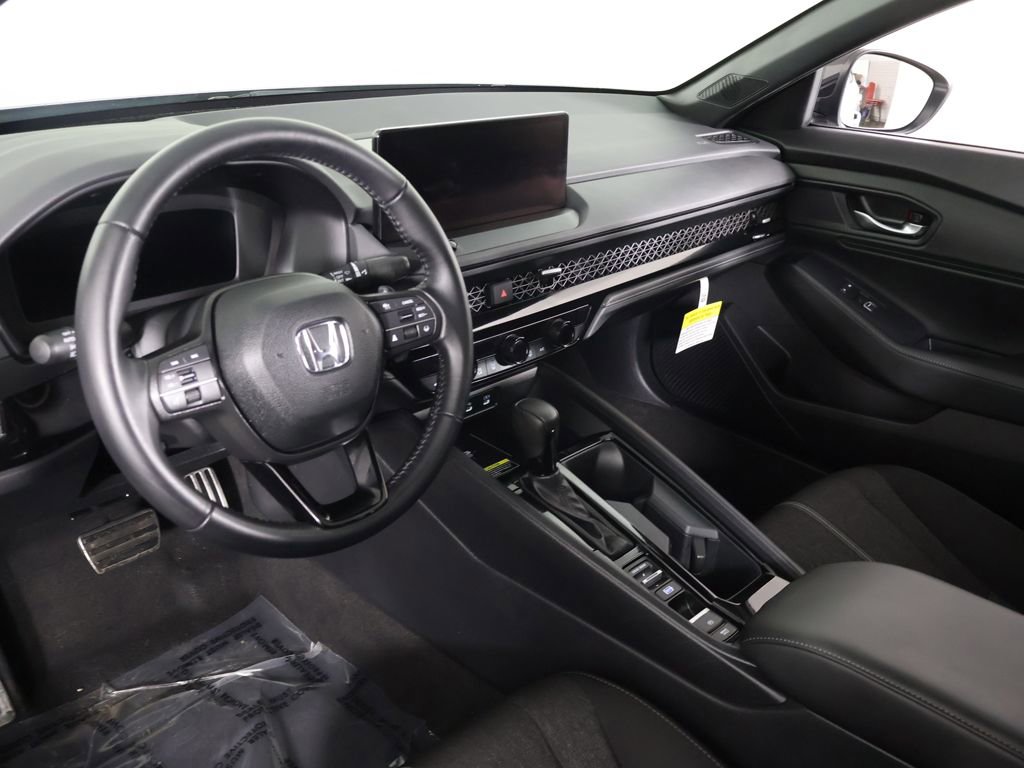 Certified 2025 Honda Accord Sport image 27