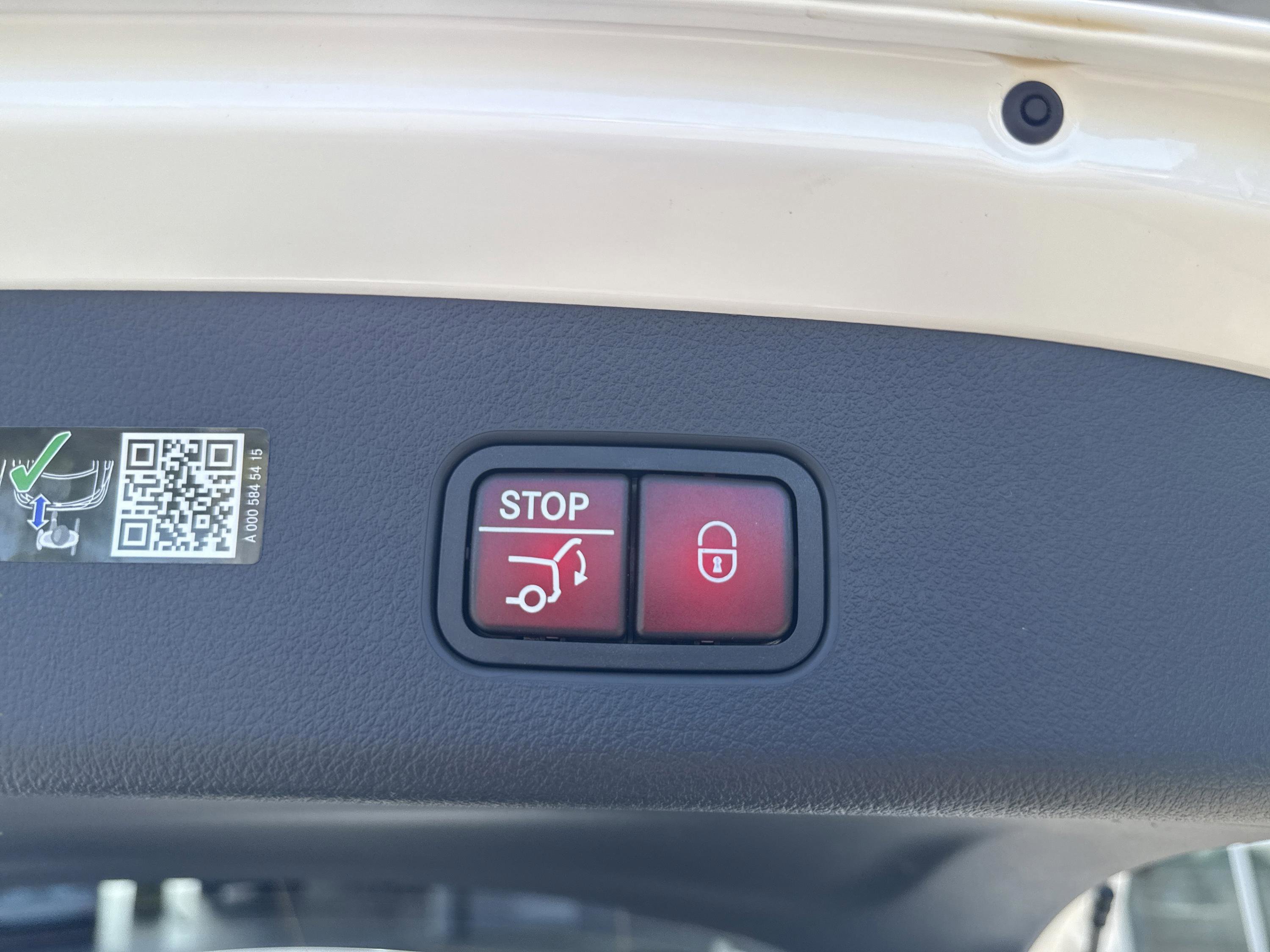 Certified 2026 Mercedes-Benz GLC 300 GLC 300 image 10