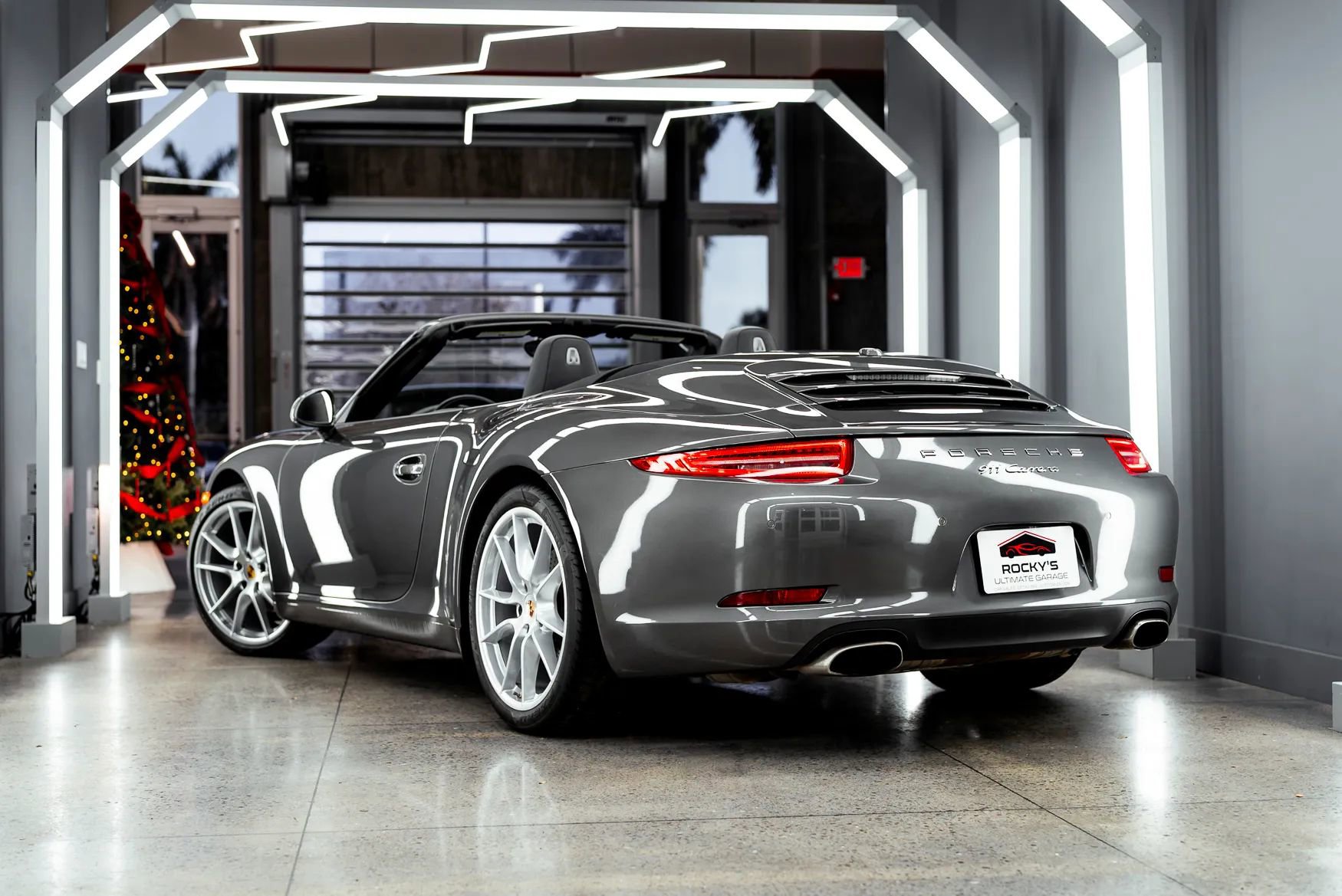 Used 2014 Porsche 911 Carrera image 8