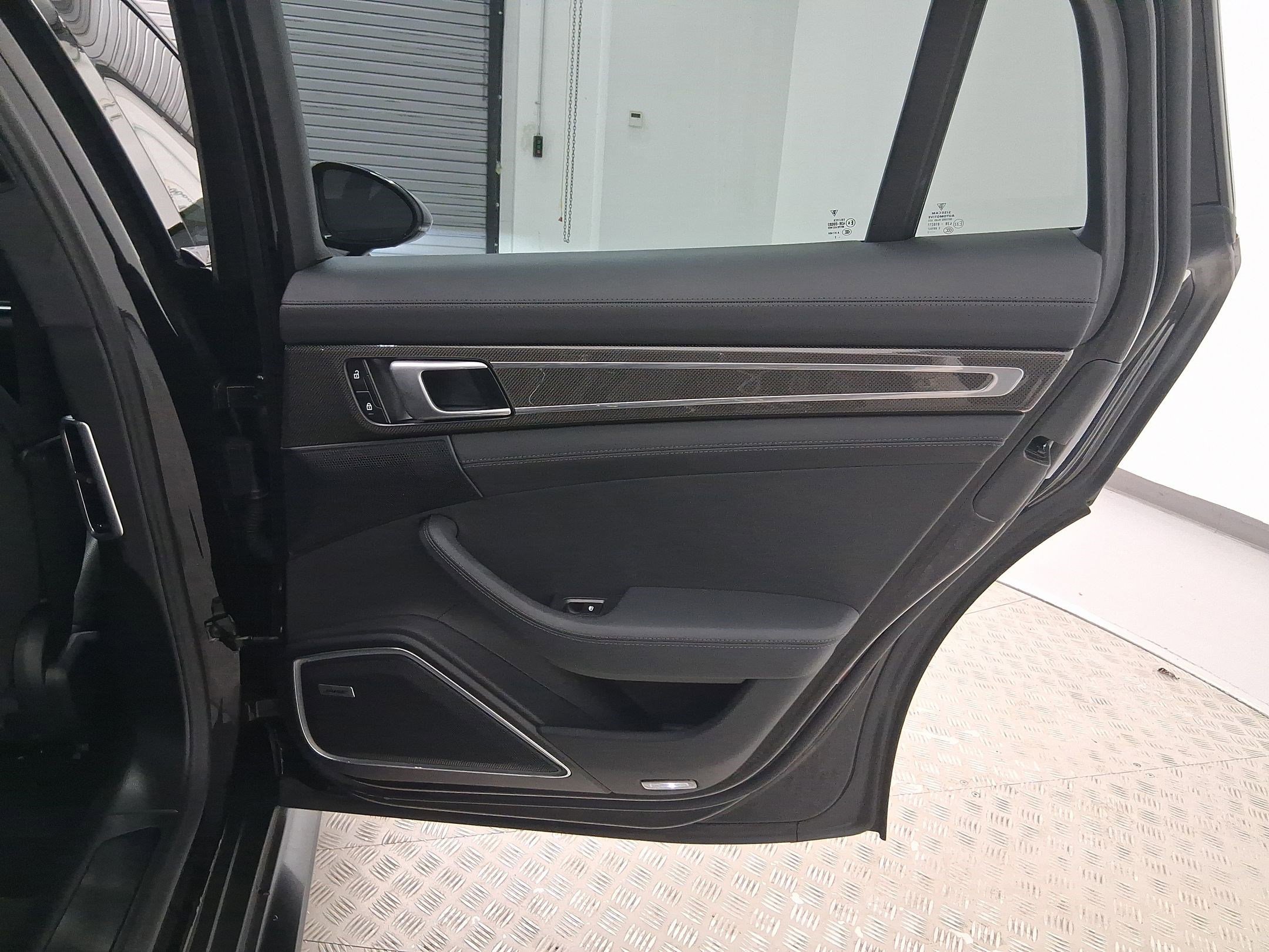 Certified 2023 Porsche Panamera GTS image 35