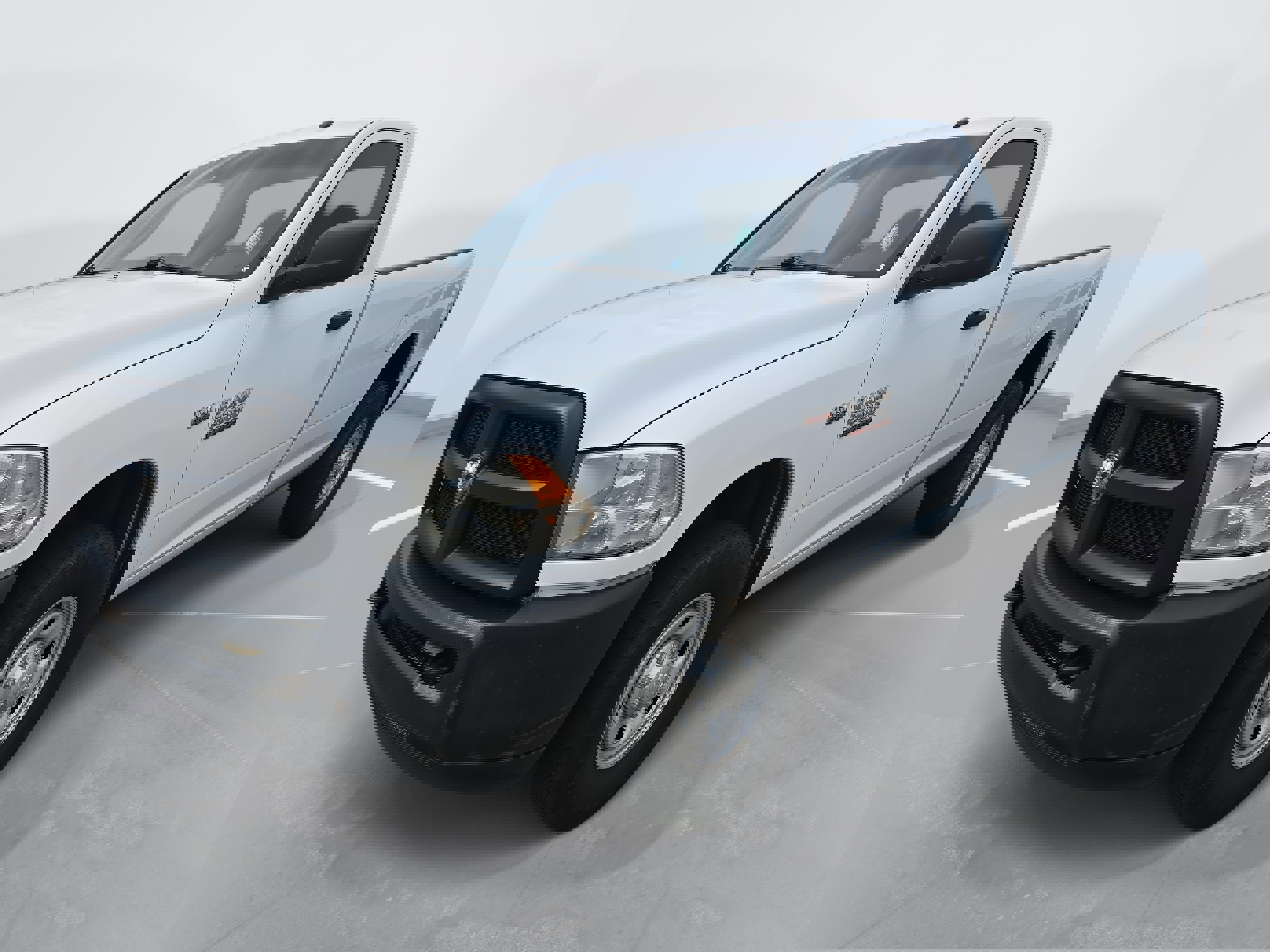 Used 2014 RAM 2500 Tradesman image 1