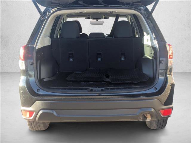 Used 2024 Subaru Forester Premium image 6