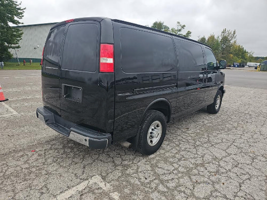 Used 2019 Chevrolet Express 2500 w/ Driver Convenience Package RWD image 3