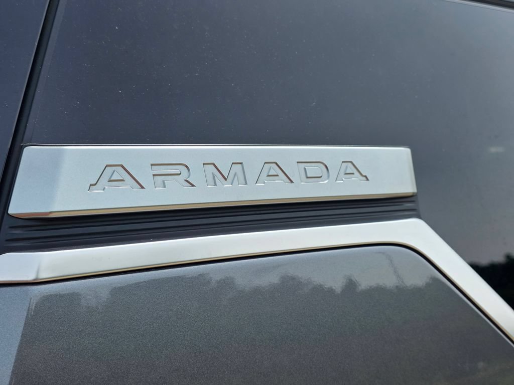 Used 2025 Nissan Armada Platinum Reserve AWD/4WD image 32