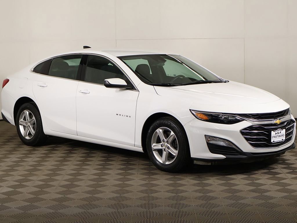 Used 2025 Chevrolet Malibu LS FWD image 47