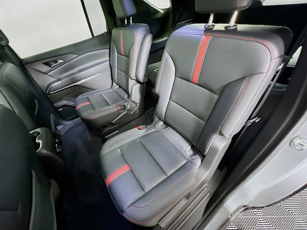 Used 2025 Chevrolet Traverse RS w/ LPO, Floor Liner Package AWD/4WD image 26