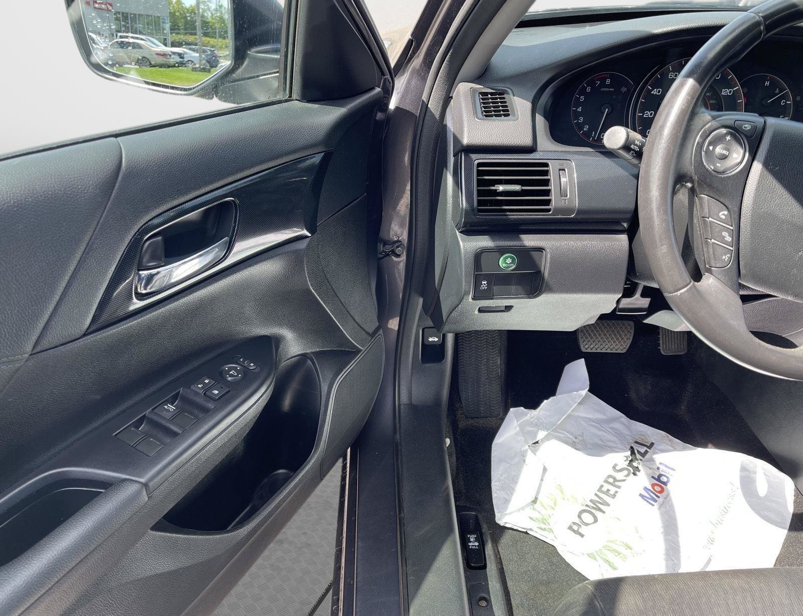 Used 2014 Honda Accord Sport image 2