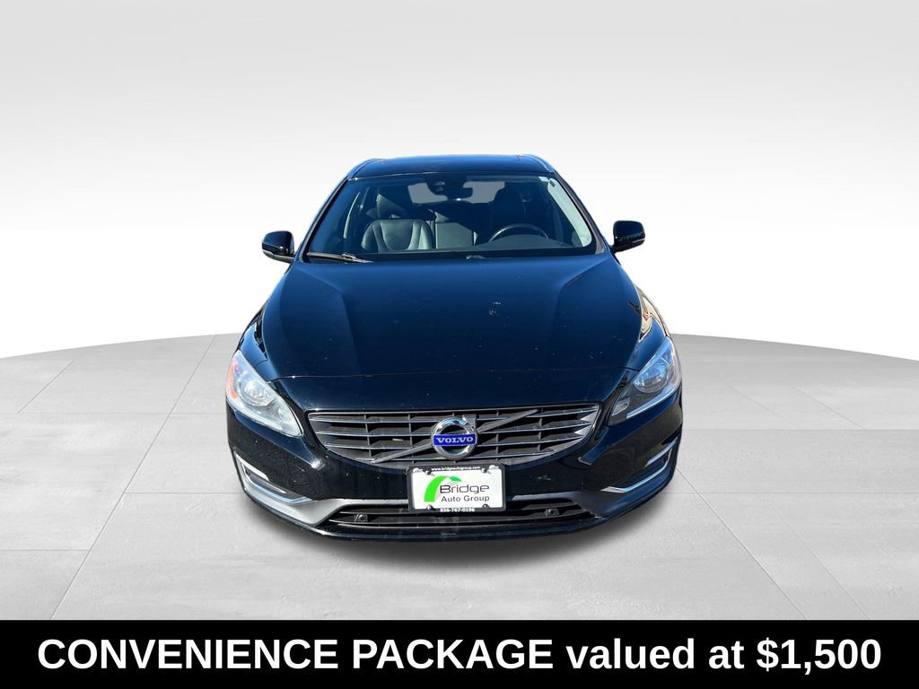 Used 2015 Volvo V60 T5 Premier w/ Convenience Package video 2
