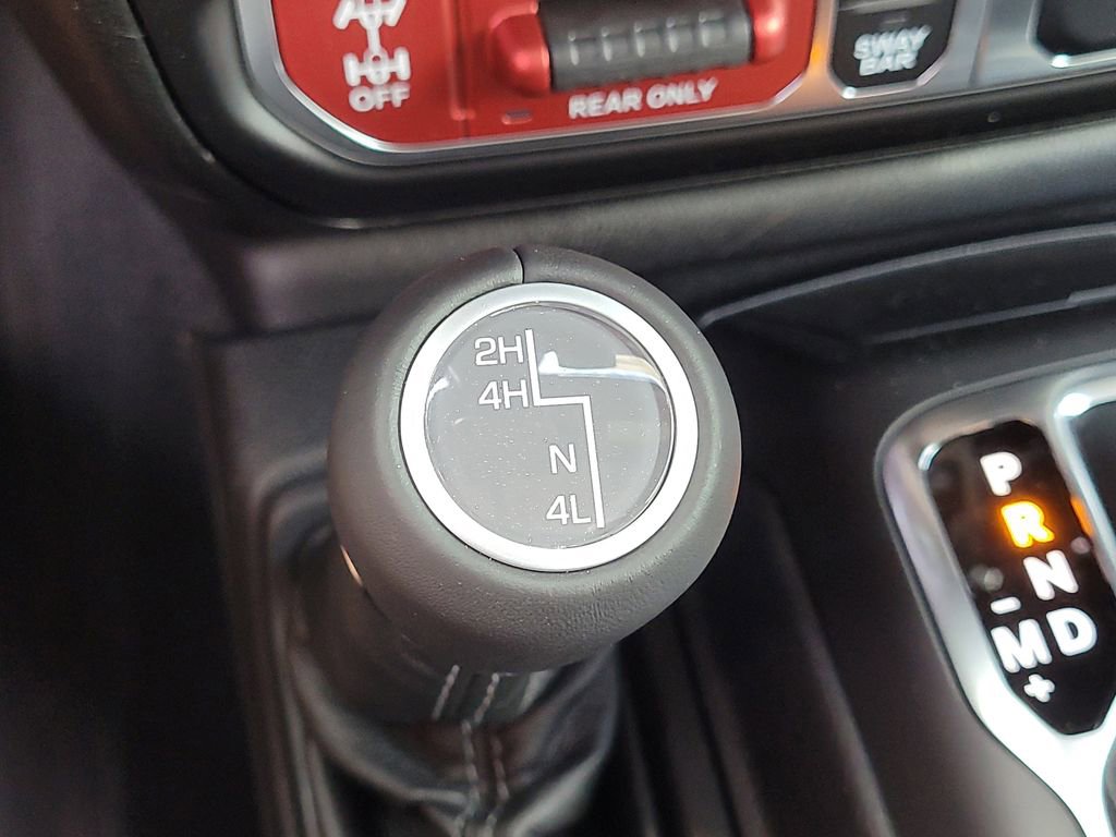 New 2026 Jeep Wrangler Rubicon w/ Xtreme 35 Tire Package image 27