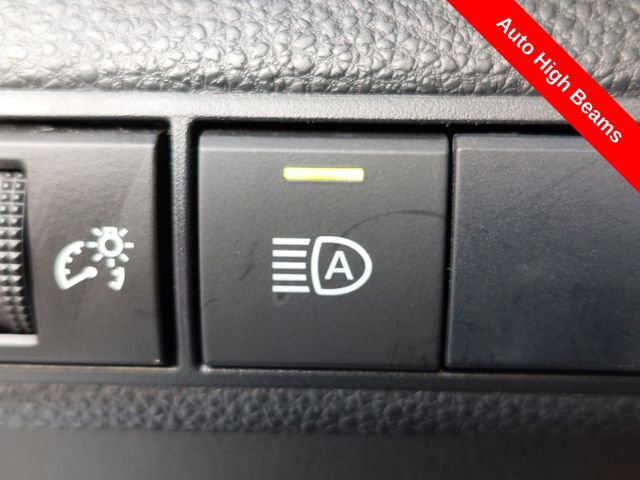 Certified 2021 Toyota Corolla LE FWD image 19