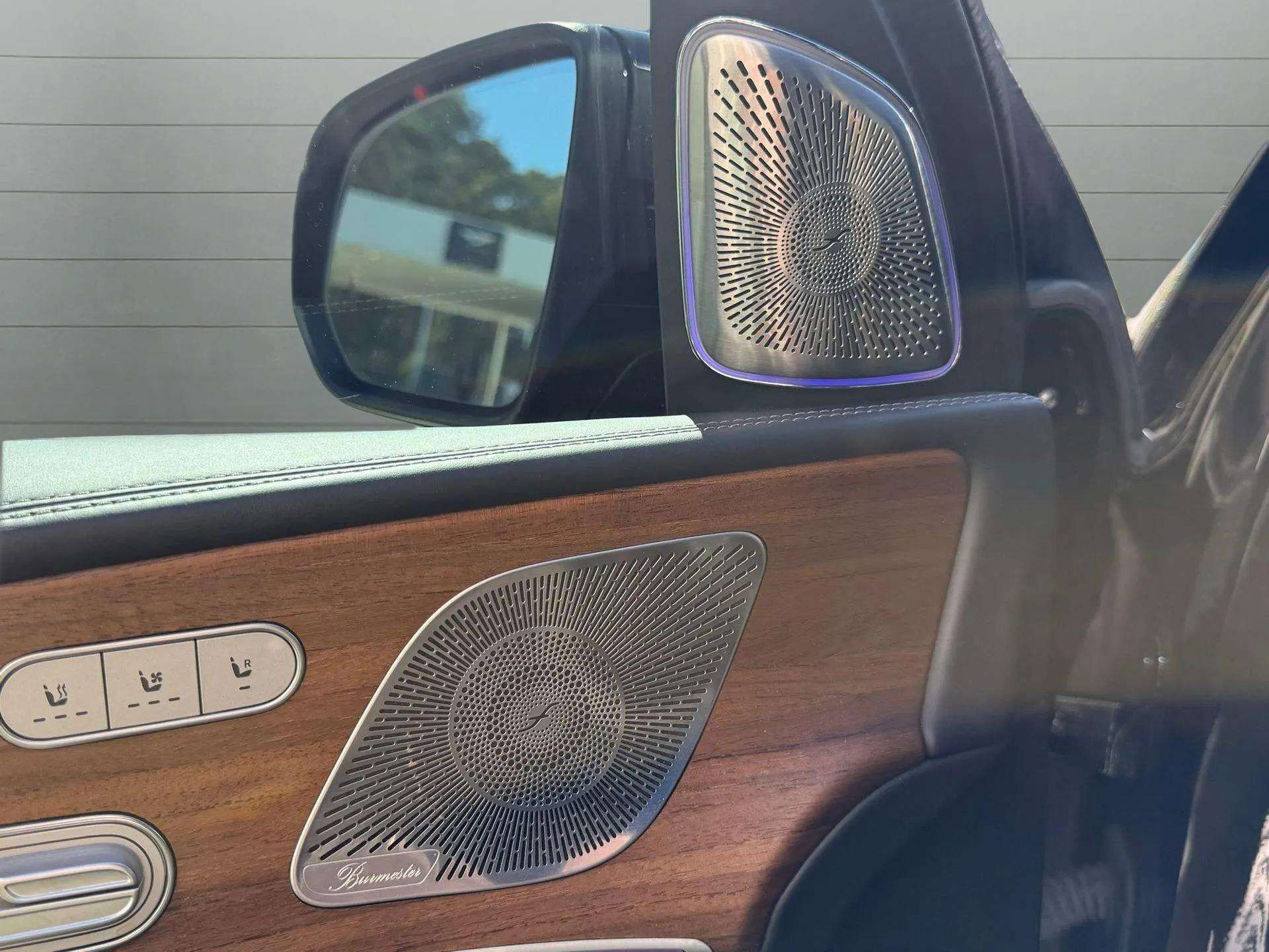 Used 2023 Mercedes-Benz Maybach GLS 600 4MATIC image 32