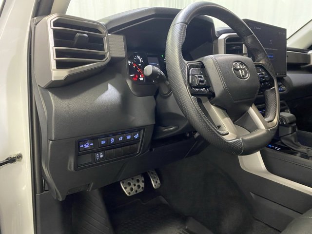 Used 2023 Toyota Tundra Limited image 15