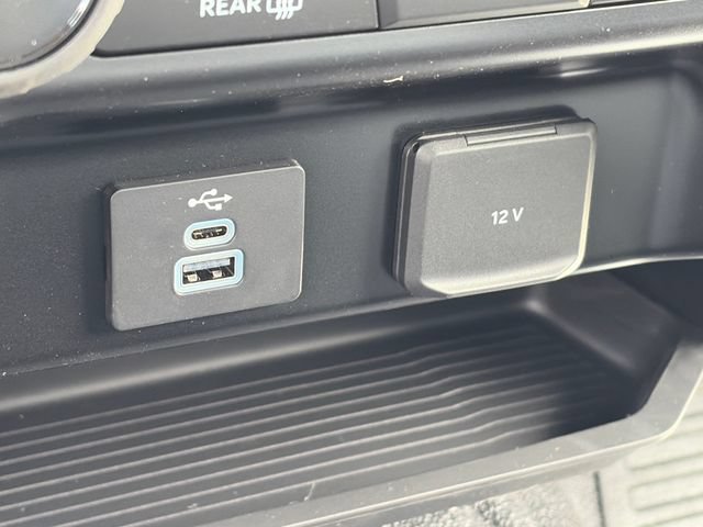New 2026 Ford F550 4x4 Supercab Super Duty image 20